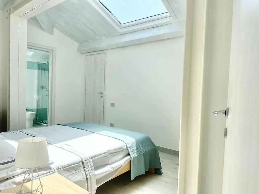Design Apartment On The Beach Lido di Camaiore
